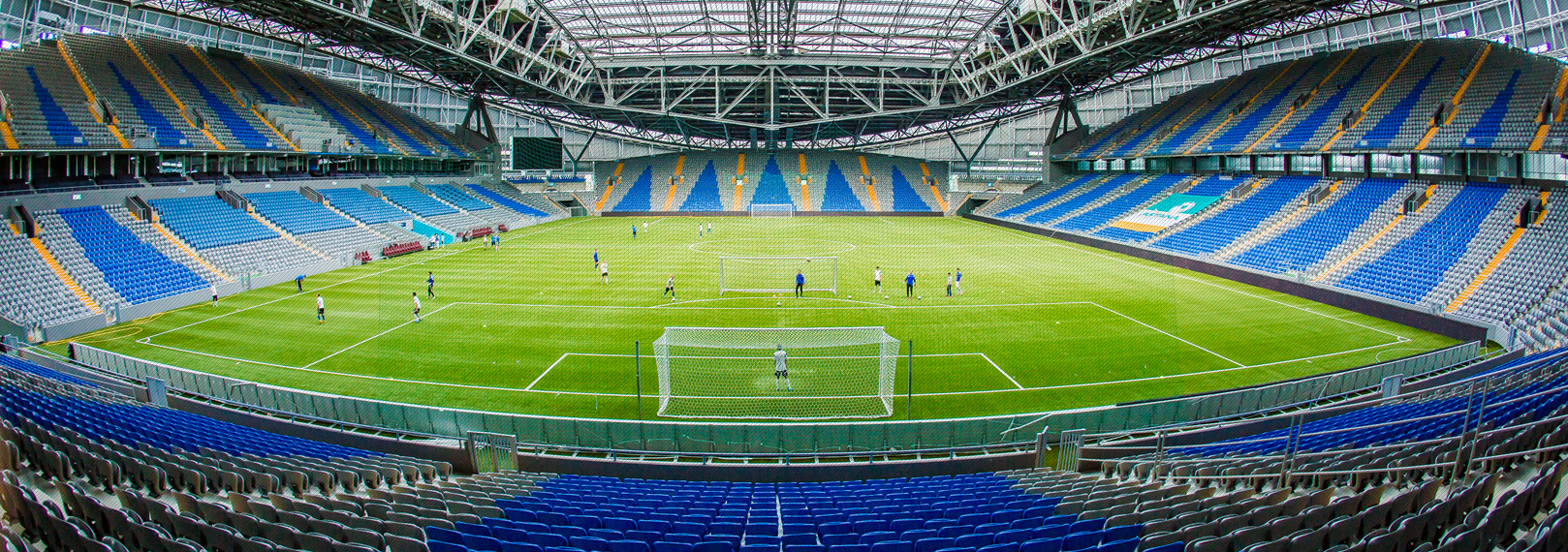 Крытый футбольный стадион «Астана-Арена» г. Астана
